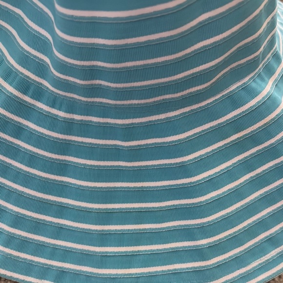 Turquoise and White bucket hat with striped pattern  the perfect sun hat - Picture 4 of 9